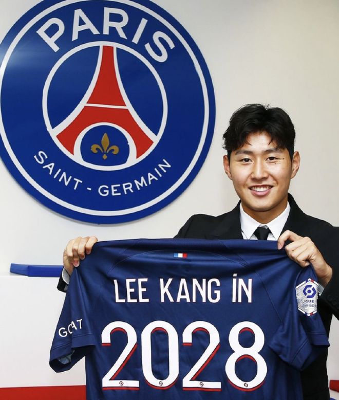 社交媒体上 社交媒体上