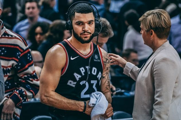 防线上冷静 防线上冷静