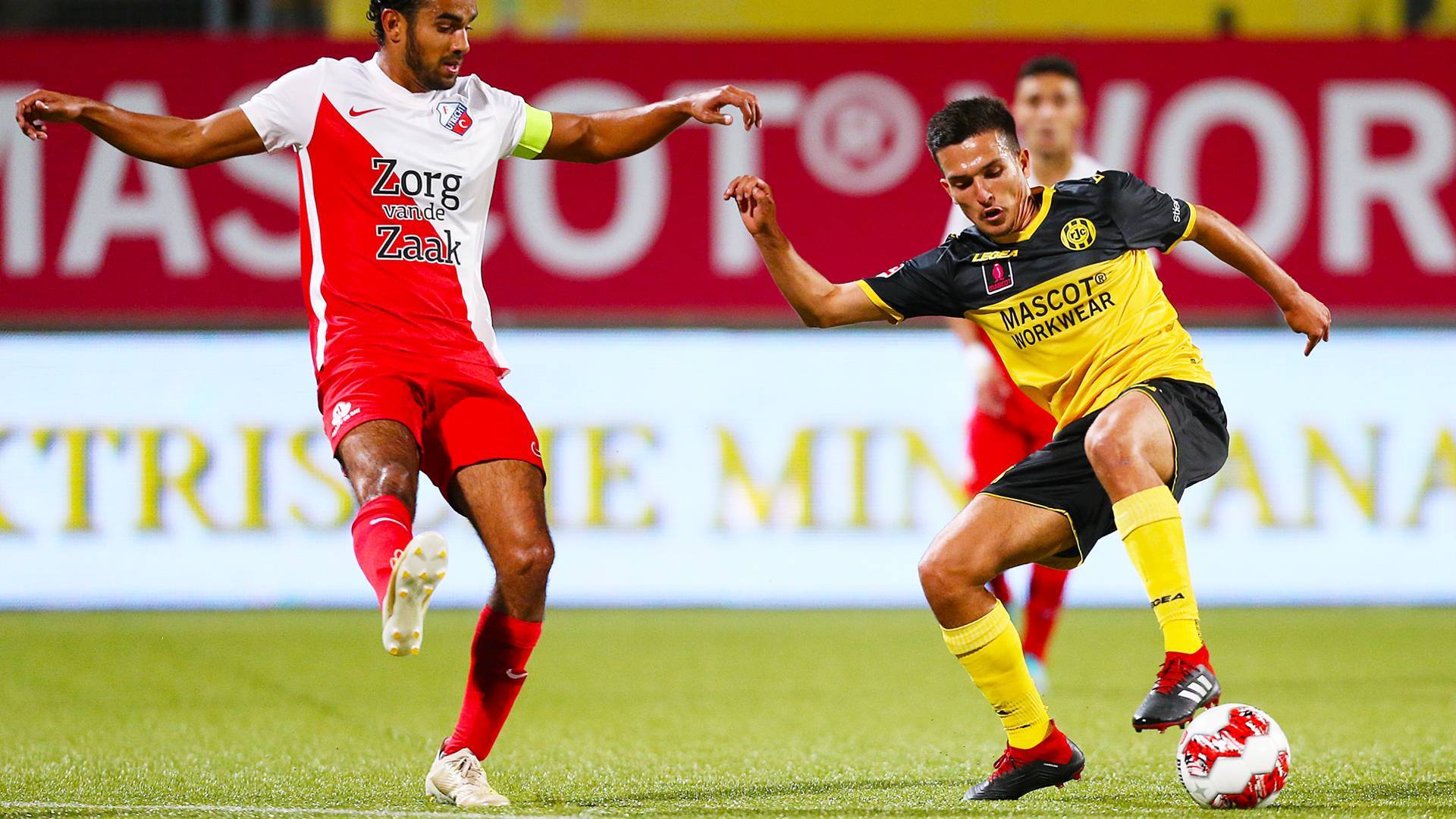 脚或斜长传 脚或斜长传